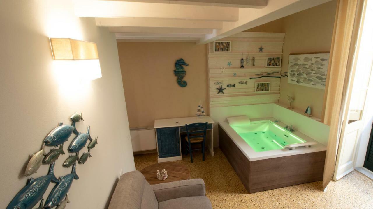 Il Giardino Della Regina Bed & Breakfast Gallipoli Exterior photo